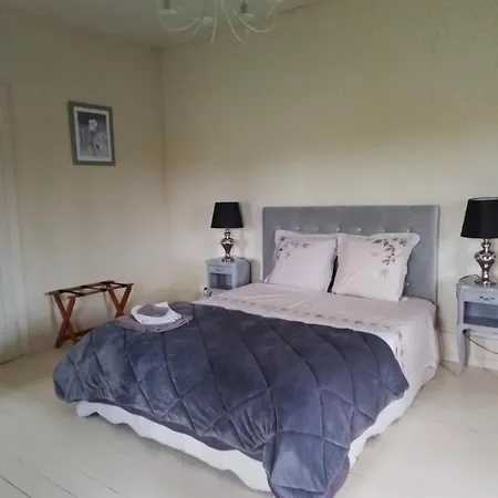 La Maison De Caro Bed & Breakfast