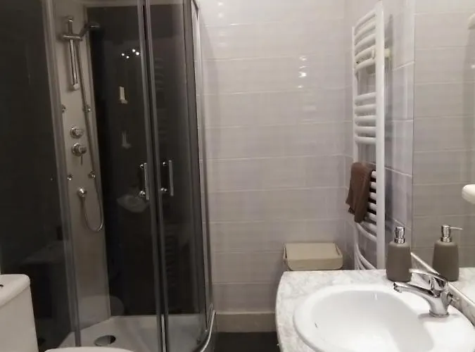 Oda ve Kahvaltı La Maison De Caro 3*